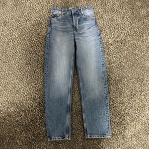 ZARA High-Rise Regular Jeans Mid-Blue Size 25 (0)